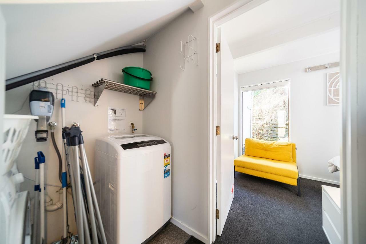Central, Modern Loft Style Home - 2 Min Walk From Town Queenstown Kültér fotó
